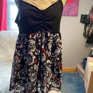 Torrid flowy tank top